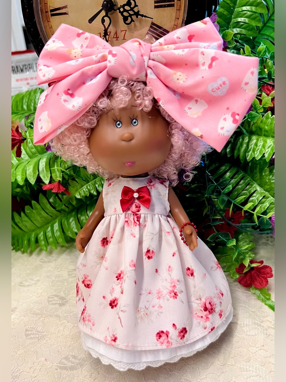 NWT Mia 8”, 20 cm, 1/8 scale Spanish Potato Doll with accessories